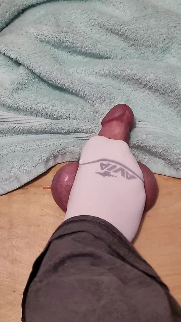 Foot fedish with The Worm, rubing and stomping his dick