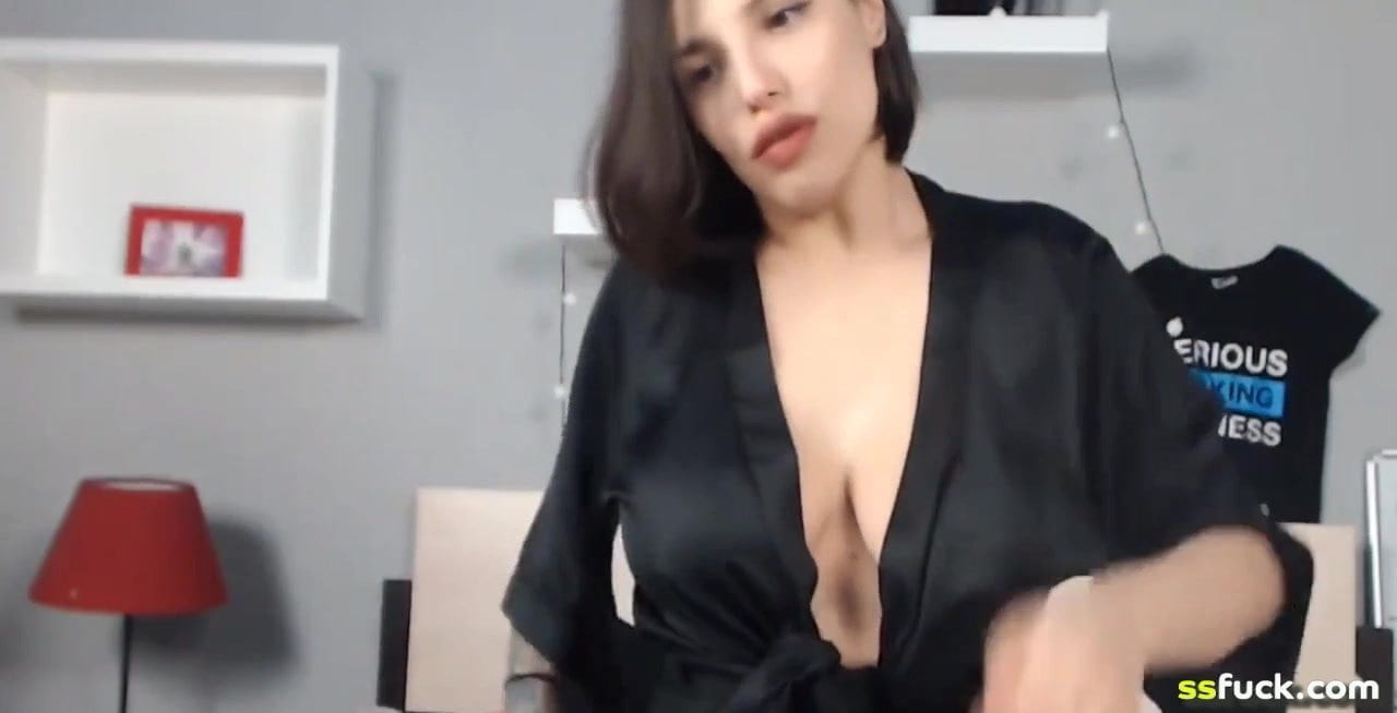 A private hot show camgirl