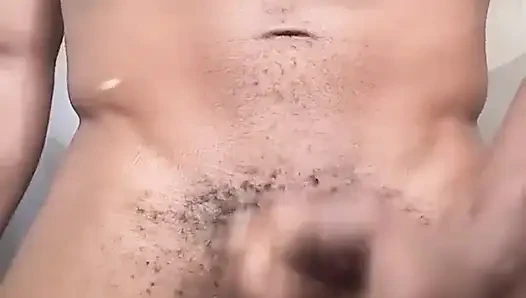 Bunny Alice videos quickie'yi gördükten sonra mastürbasyon yapıyor