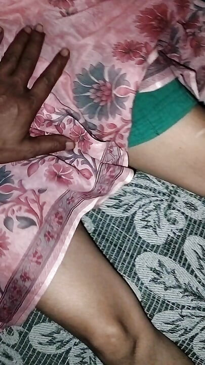 Esh ki moja re bhabi ke chode anek moja pelam