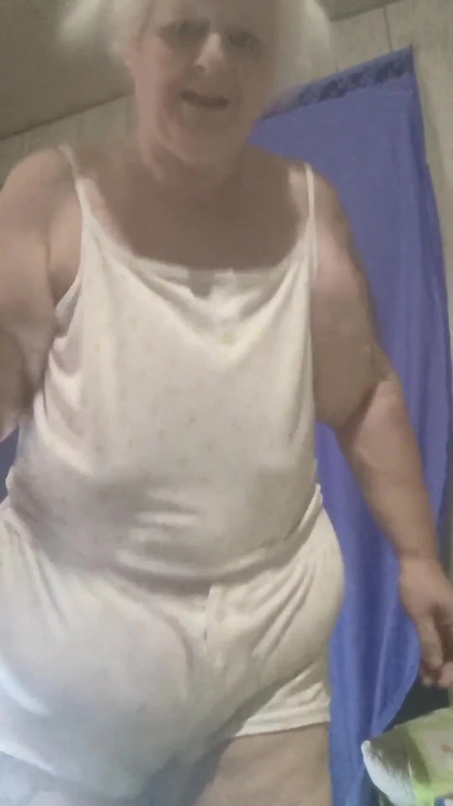 Jumping All Around Got Him Cumming in Her Mouth