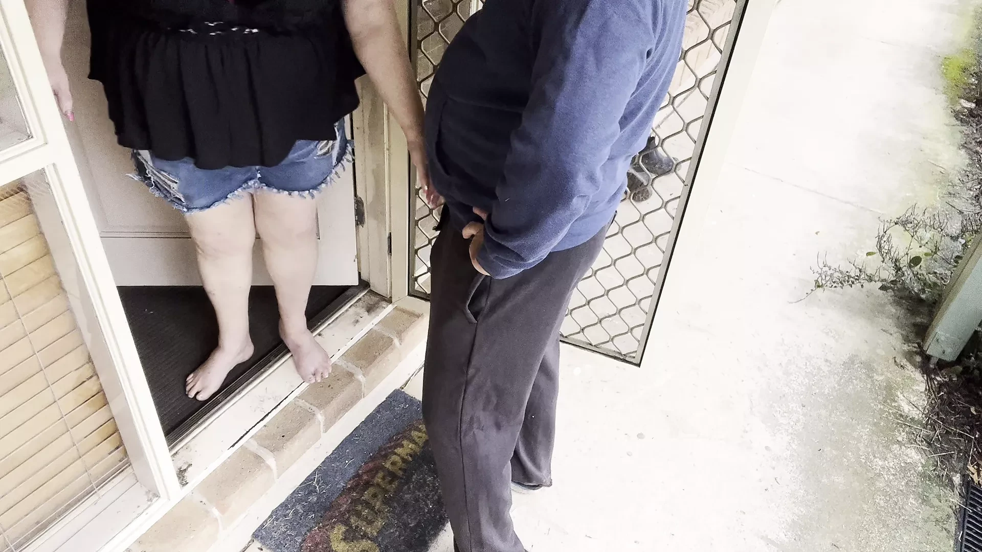 Žena plaća dug muža svojim ustima