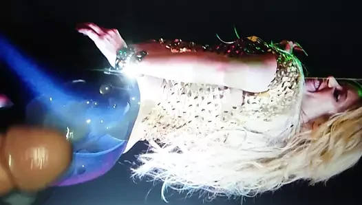 Shakira'nın kıçıyla mastürbasyon yapıyor