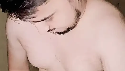 Chaddi mein fist maari di