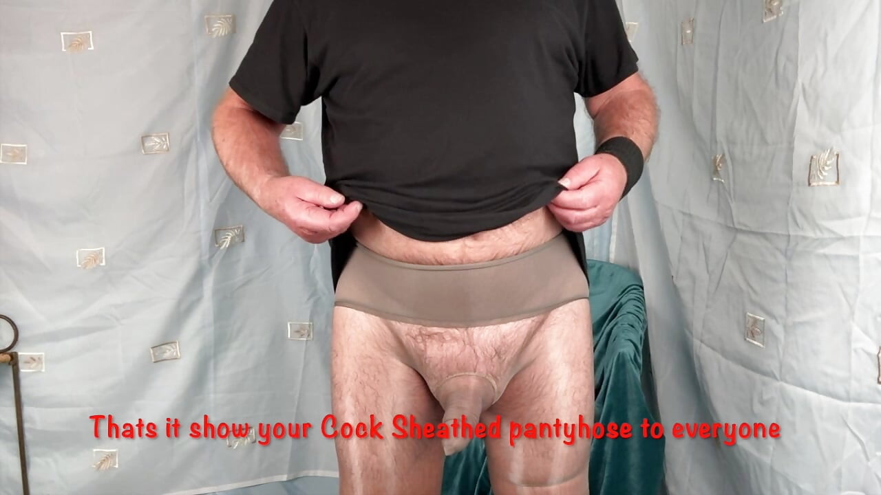 Mrs Mature Feet orders her sissy foot boy to do as he is told 480