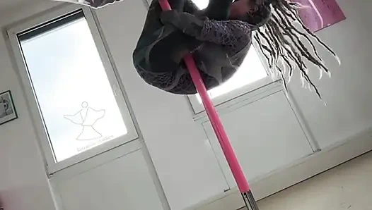 I am dancing on the pole for you !