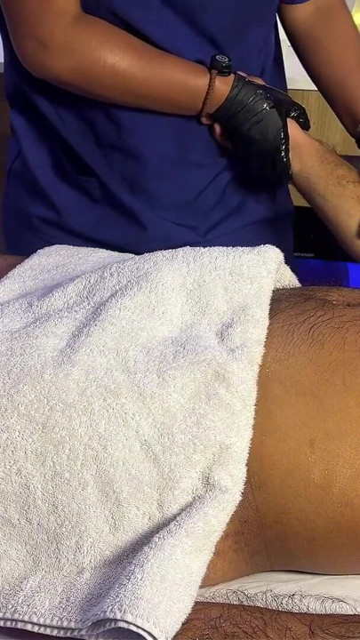 Leyne Rodriguez: Sessão intensa de massagem oleada da latina gostosa termina muito rapidamente | Clipe 2