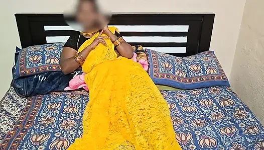 Hintli Evli Kadının Gizli Fantezisi - Kocası Ve Kuzeni Birlikte Içinde