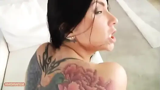 Dark-haired Beauty with Big Boobs Gets Nibbled in Villa