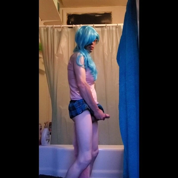 solo crossdresser