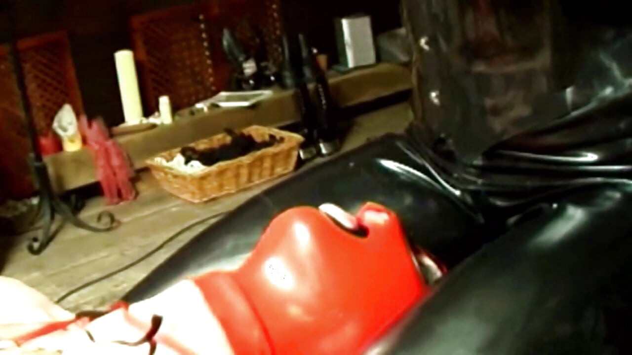 음란한 프랑스 창녀와 BDSM 액션