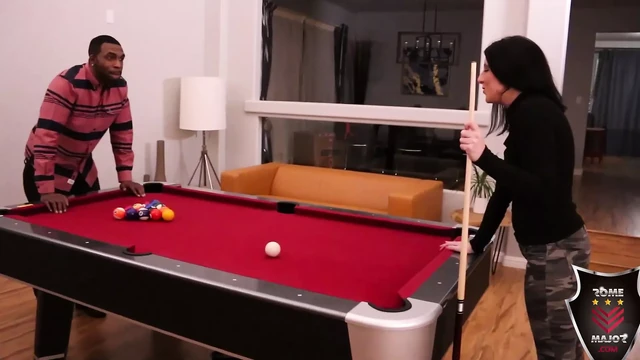 Horny Gianna Love Lost Pool Bet With Rome Major On Purpose?!