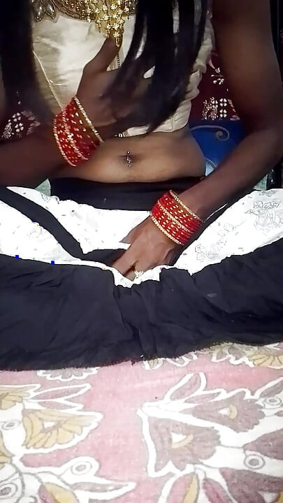 Compilație de ejaculări cu transsexuală indiană desi tânără, videoclipuri Xxx, sex desi