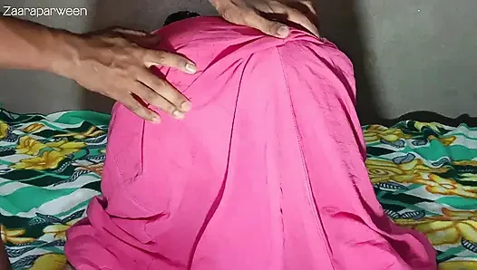 Zaara dientot habis-habisan sama kontol besar yang belum disunat!