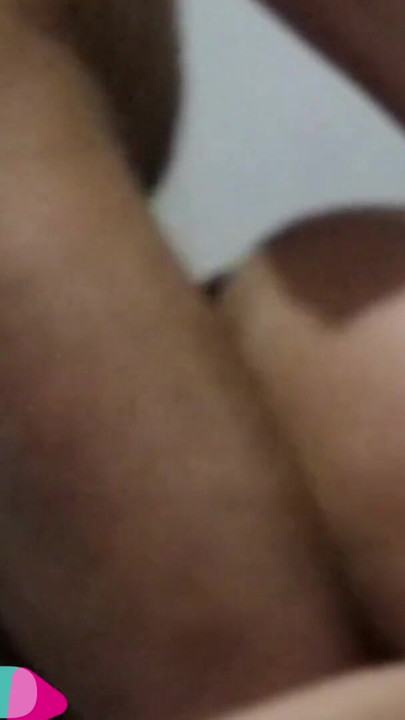 Muito ricos fodem aquele cuca, eu gosto de ser atingido com força, e chupar minha bunda, eles me fazem ficar super rico em alguns minutos ... | Clipe 1