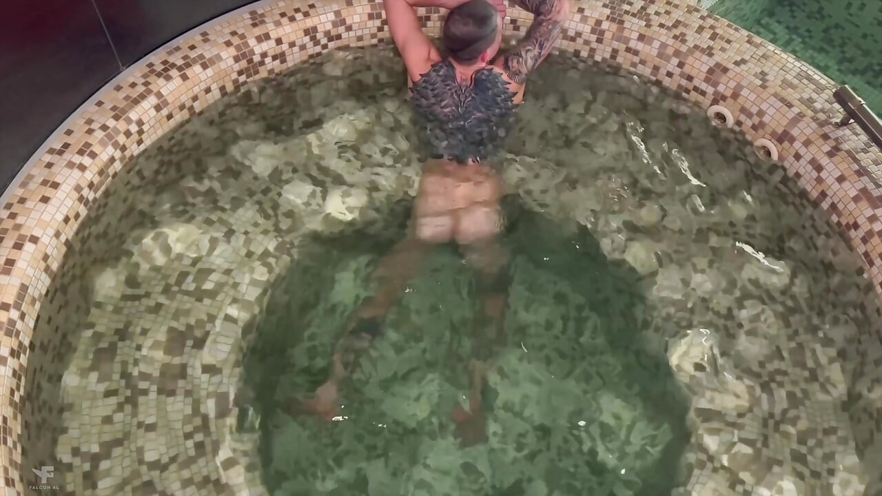 A skinny sports massage therapist roughly fucks a sauna client.