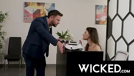 WICKED - Liz Jordan's Hot Breakroom Fuck After Bust