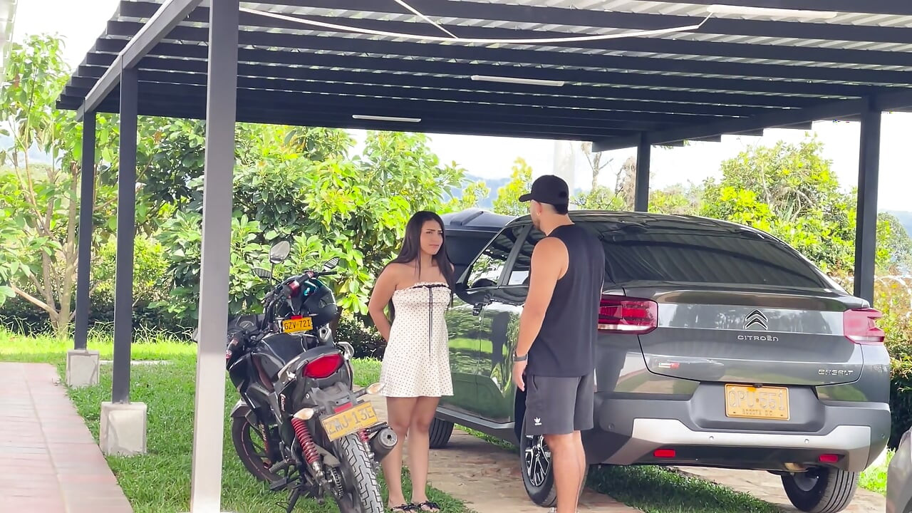 After jogging I fuck beautiful girl while they are alone at their uncles' house, huge discharge in their ass