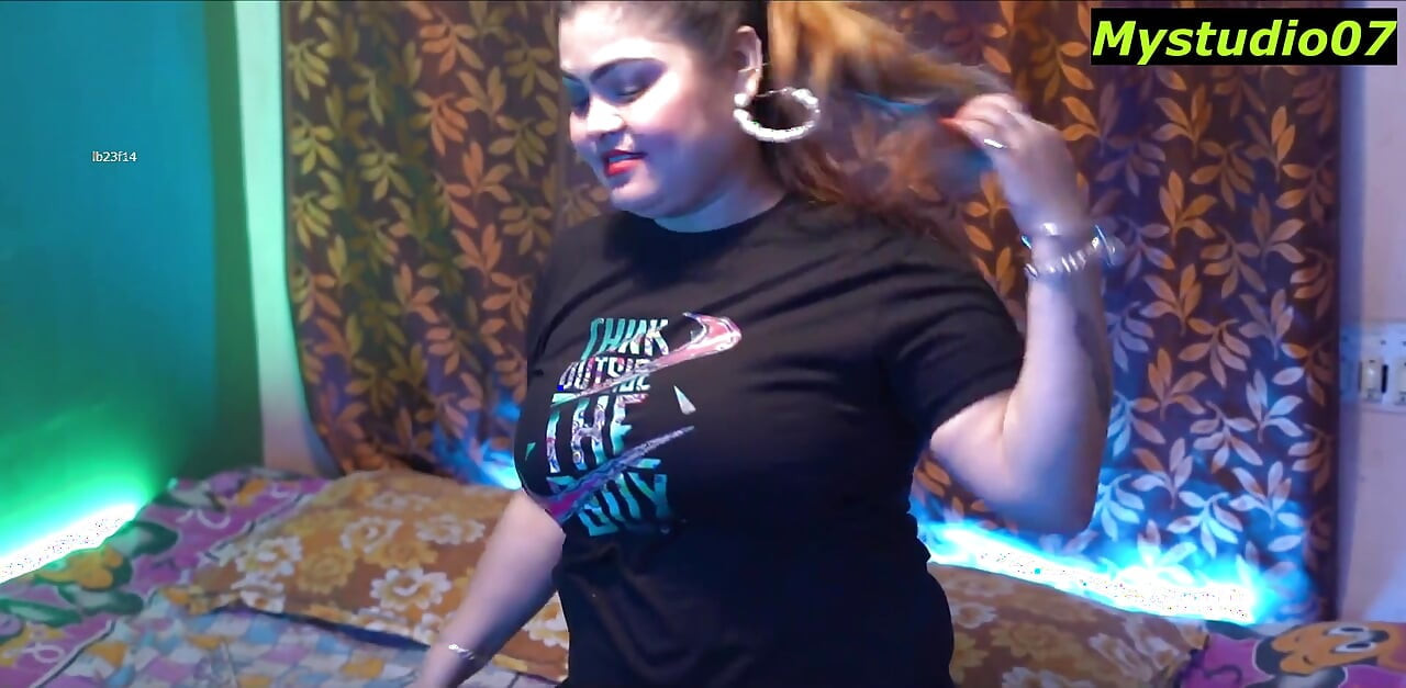 Indian Black Boss Fuck Beautiful Assistant! Please Don't Cum Inside