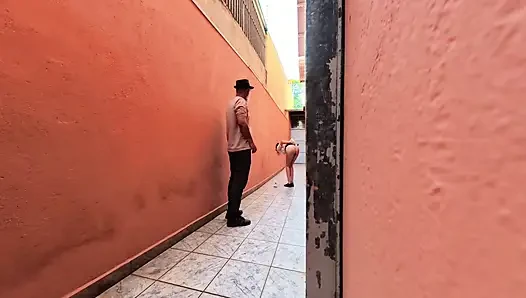 Freeze time magic clap with a blind girl in the alley