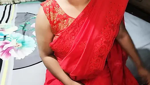 Adik tiriku pengen aku entot dia.