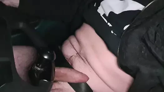 Nu en conduisant