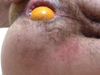 Cosa succede oggi nel mio buco? la palla arancione esplode