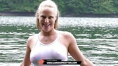 Lara Cumkitten - công khai trong áo tắm ?? Tạo dáng nóng bỏng và sục cu tại hồ