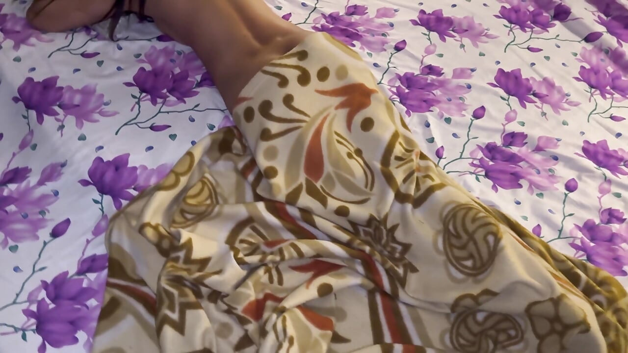 My Saali Salma's First Time Pussy Fucking Full Sex Video