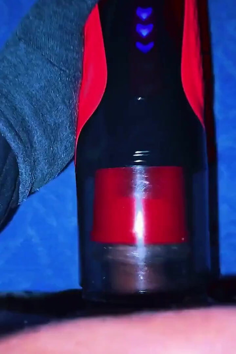 A Super German Automatic Suction Toy Left My Dick Well Slicked with Its Suction!