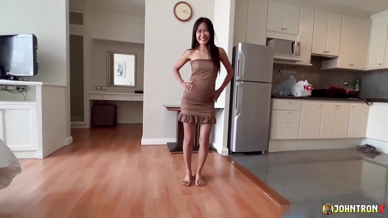 Johntronx - Pui C - I Am the First White Dick to Creampie Former Lesbian Thai Girl