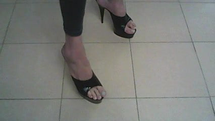 Shynthiah Heels snake mules