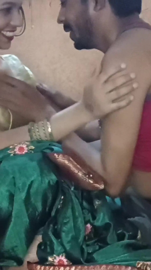 Chachi ne sex karna sikhaya hindi audio sex | Clip 2