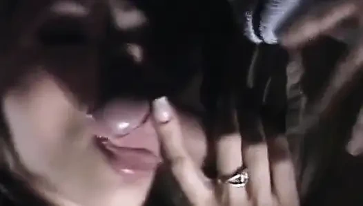 Jessica Rizzo представляет две сцены со шлюшками, которые любят сосать член 05