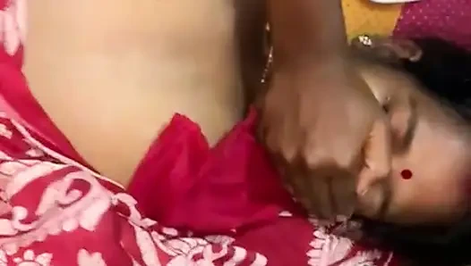 Desi village ki bhabhi hot bhabhi ki HousWife