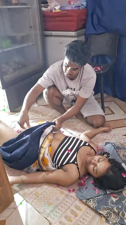 Nygift Par Sex Desi