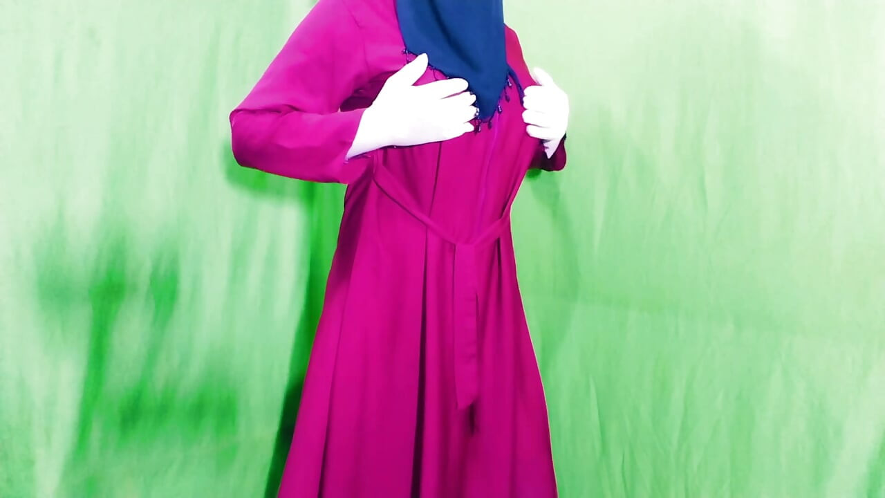 Pakistani very beautiful hijabi muslim married woman