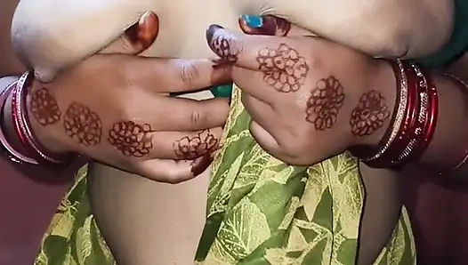 Devr ne apni bhabhi ki hot boobs dekha bhabhi chusai kiya Desi hot video