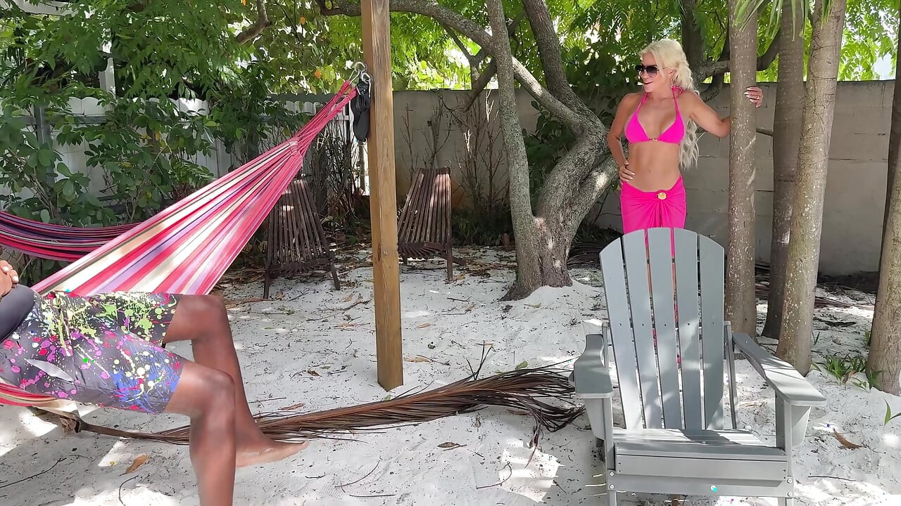 MILF tatiana hat wilden sex mit hatters big D in miami teil 1