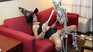 Hottie baise un squelette