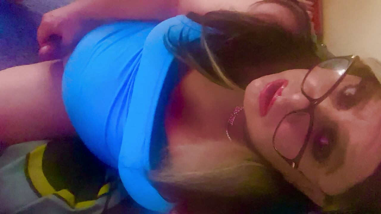 CD Krissy Sweets stroking her she cock