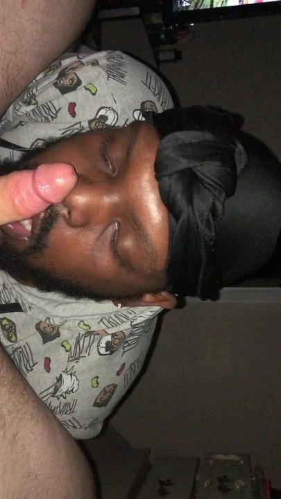 DL Chub Gets His Dick Sucked By The Homie