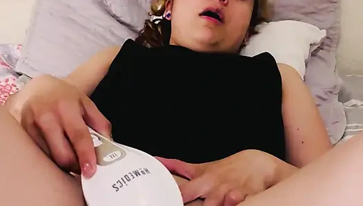 Aku paling nakal muncrat di sini!!