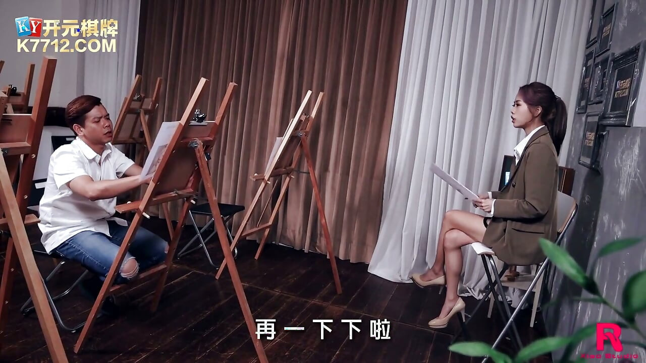 热辣的艺术课程 - 变态熟女和少女