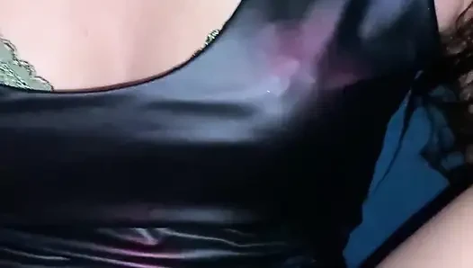 Gece kulübünde sevimli bir kızla sert seks