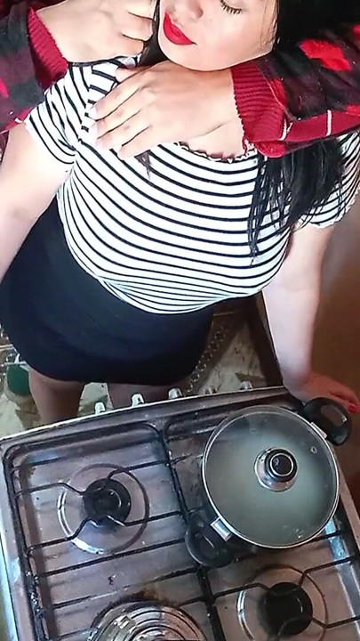 A horny guy decides to fuck his stepsister in the kitchen | Clip 1