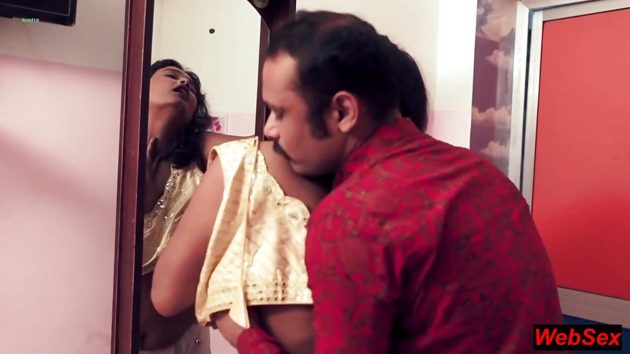 Indiancă bhabhi sexy futută de obraznicul Devar! Nu mă atinge