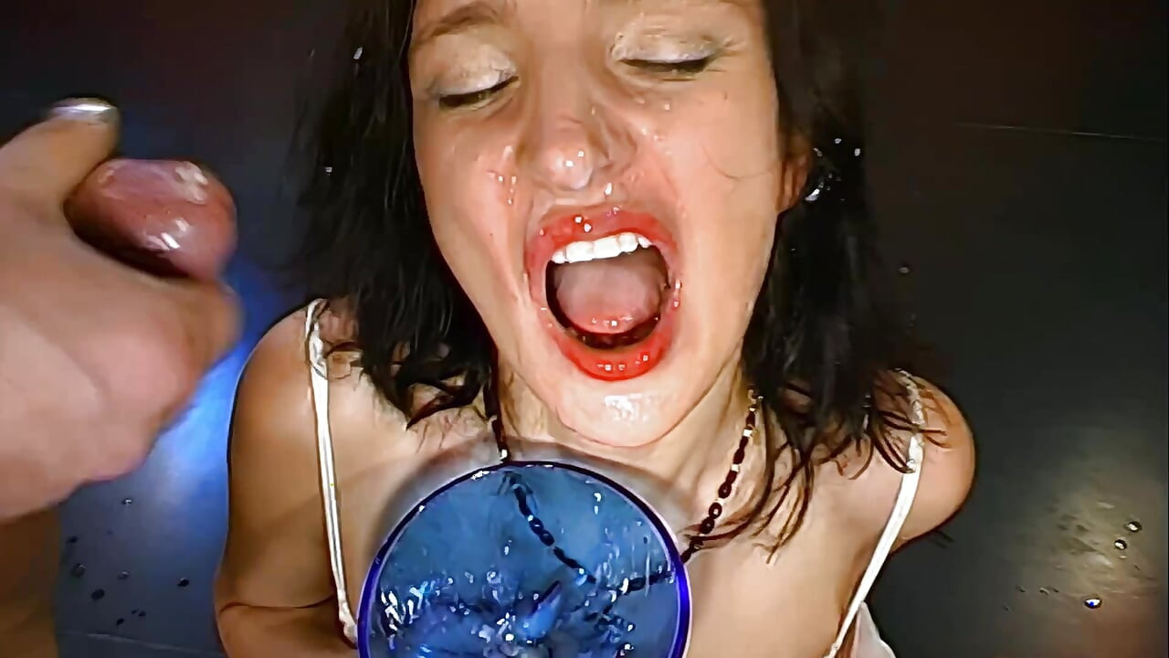 Bukkake-gangbang Und Spermaschlucken Ggg John Thompson