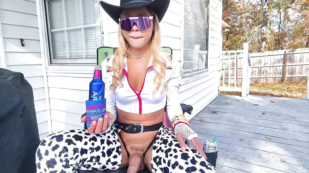 Trans Milkmaid Cowgirl on Fire Daily Cum Harvest