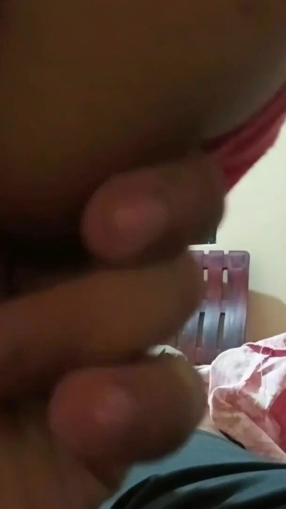 Schönes dorf, bengalisches bhabhi, heißer halsfick, blowjob und sperma im mund | Clip 1